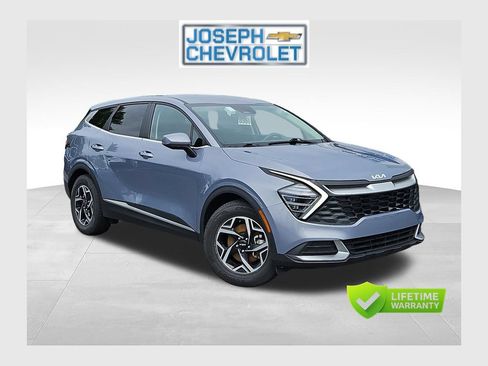 Used 2025 Kia Sportage LX FWD image 1