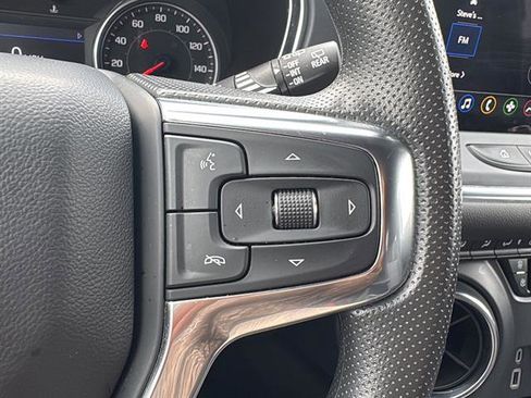 Used 2025 Chevrolet Blazer LT FWD image 21