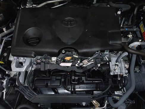 Used 2022 Toyota Camry SE FWD image 30