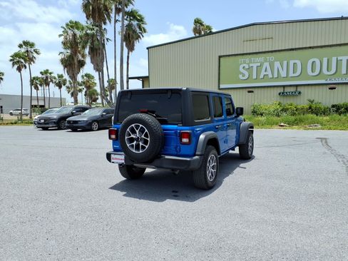 Used 2024 Jeep Wrangler Unlimited Sport AWD/4WD image 8