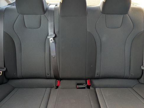 Used 2024 Hyundai Elantra SE FWD image 13