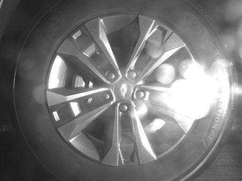 Used 2025 Chevrolet Equinox LT FWD image 12