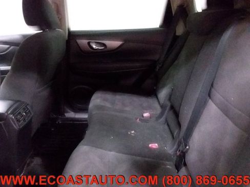 Used 2016 Nissan Rogue S w/ Appearance Package image 12