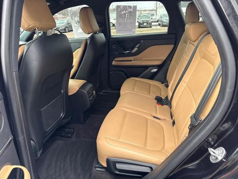 Used 2021 Lincoln Corsair Reserve image 8