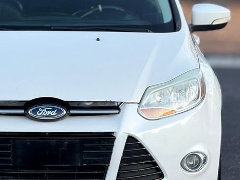 Used 2012 Ford Focus SEL image 12