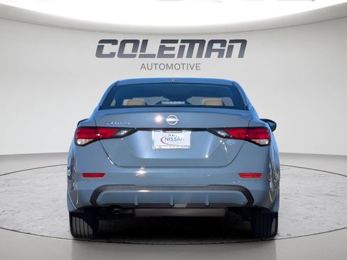 Certified 2025 Nissan Sentra SV w/ SV Premium Package FWD image 6