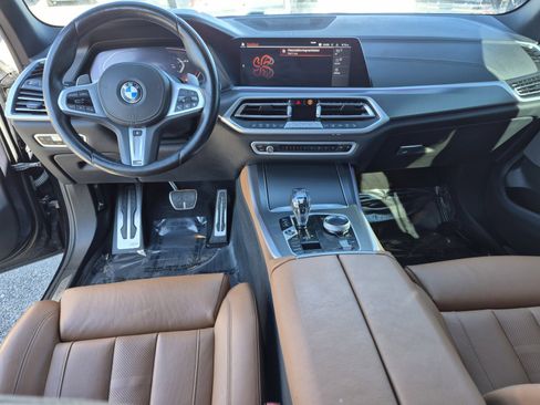 Used 2021 BMW X5 xDrive40i w/ M Sport Package image 19