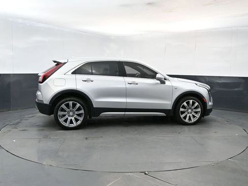 Used 2020 Cadillac XT4 Premium Luxury w/ Driver Assist Package AWD/4WD image 6