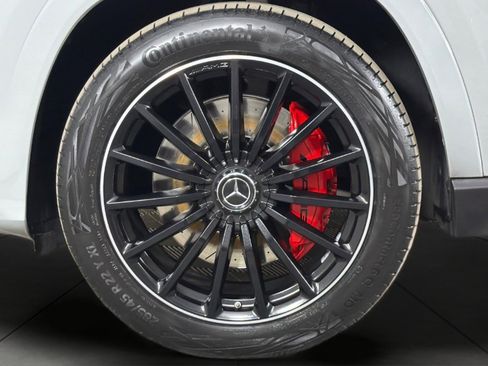 Used 2024 Mercedes-Benz GLS 63 AMG 4MATIC image 27