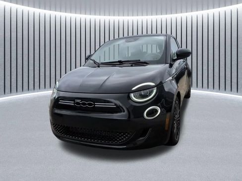 Used 2024 FIAT 500 e FWD image 17