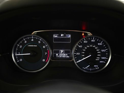 Used 2017 Subaru Crosstrek 2.0i Limited w/ Popular Package #2 image 25