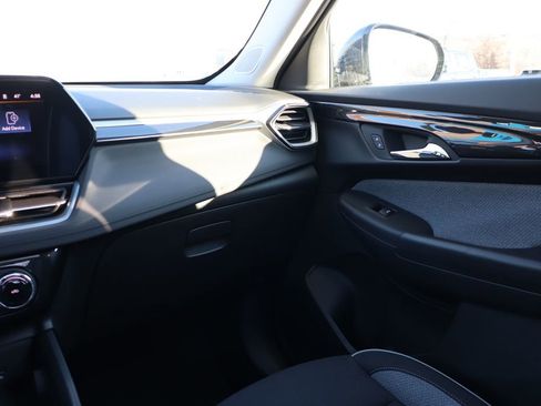 New 2026 Chevrolet TrailBlazer LT w/ Convenience Package image 37