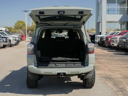 Used 2022 Toyota 4Runner Trail Special Edition AWD/4WD image 10