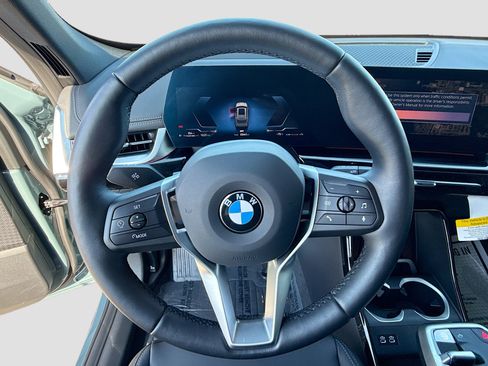 Used 2025 BMW X1 xDrive28i w/ Technology Package image 41