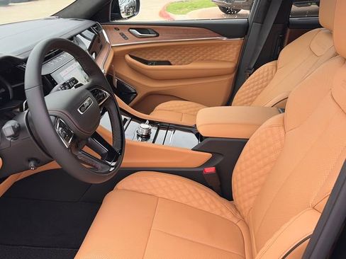 New 2026 Jeep Grand Cherokee Summit AWD/4WD image 19
