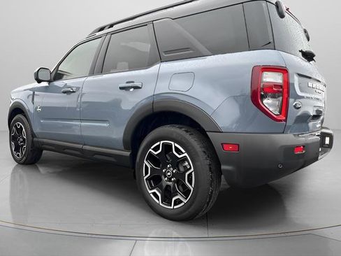 Used 2025 Ford Bronco Sport Outer Banks w/ Outer Banks Tech Package+ image 3