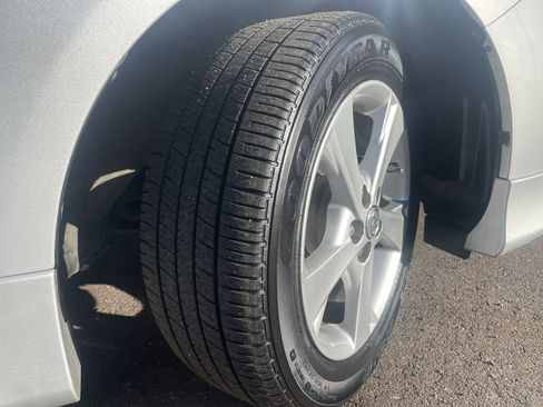 Used 2013 Toyota Corolla S image 9