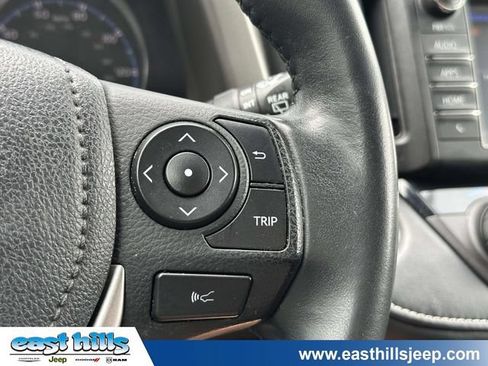 Used 2016 Toyota RAV4 Limited AWD/4WD image 33