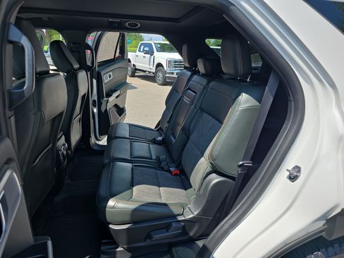 Used 2023 Ford Explorer Timberline w/ Timberline Technology Package AWD/4WD image 15