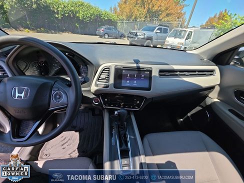 Used 2018 Honda HR-V EX image 15
