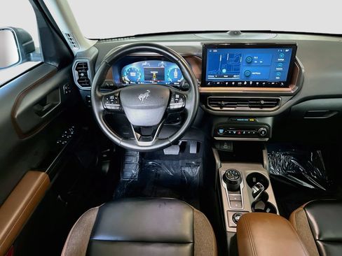 Used 2025 Ford Bronco Sport Outer Banks w/ Outer Banks Tech Package+ AWD/4WD image 23