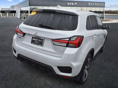 Used 2023 Mitsubishi Outlander Sport ES image 3