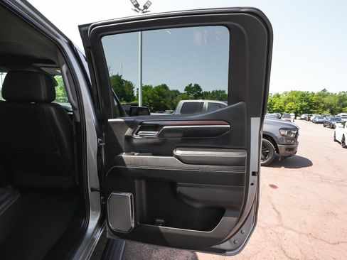Used 2024 GMC Sierra 1500 Denali AWD/4WD image 14
