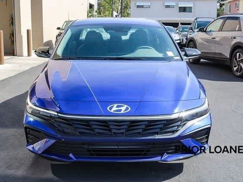 Certified 2025 Hyundai Elantra Sport FWD image 2