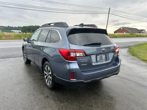 Used 2016 Subaru Outback 2.5i Limited AWD/4WD image 9