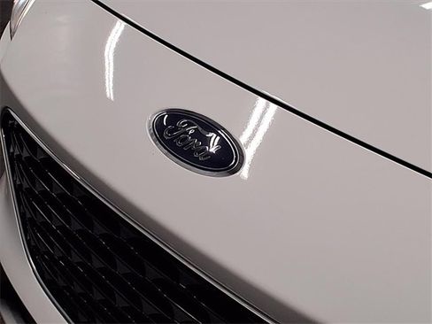 Certified 2021 Ford Escape SEL image 32