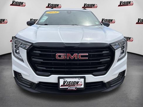 Used 2024 GMC Terrain SLE w/ Driver Convenience Package AWD/4WD image 2