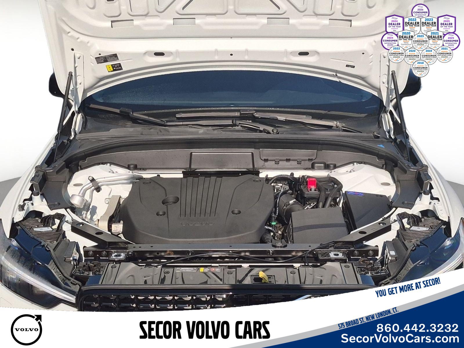 Used 2024 Volvo XC60 B5 Core w/ Protection Package Premier AWD/4WD image 24