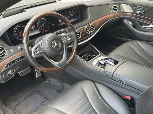 Certified 2019 Mercedes-Benz S 560 Sedan image 32