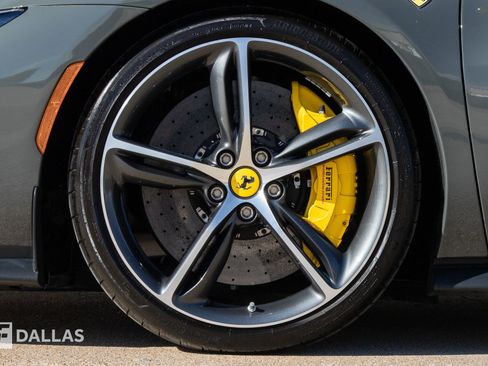 Used 2023 Ferrari 296 GTB RWD image 8