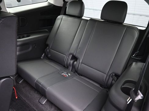 New 2026 Hyundai Ioniq 9 SEL image 12