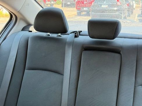 Used 2016 Honda Accord LX image 9