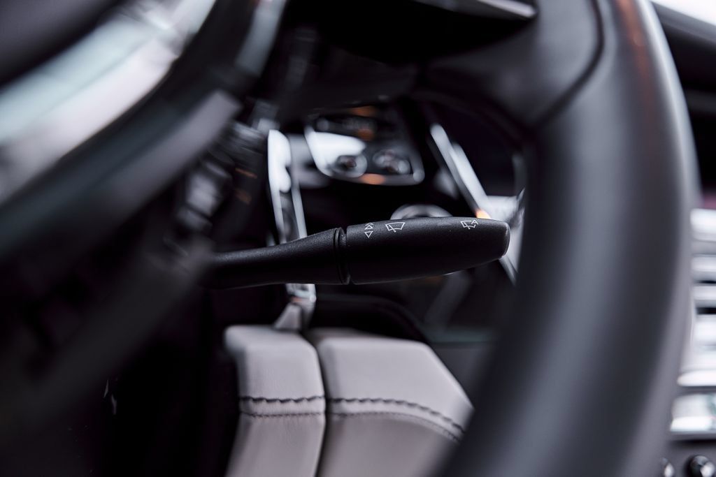 Used 2014 Rolls-Royce Wraith RWD image 89