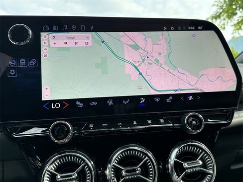 Used 2024 Chevrolet Blazer EV LT image 28