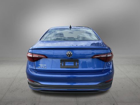 Used 2024 Volkswagen Jetta S image 8
