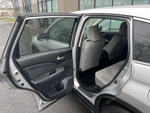 Used 2016 Honda CR-V LX image 8