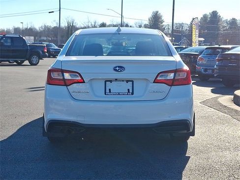 Used 2019 Subaru Legacy 2.5i Premium image 5