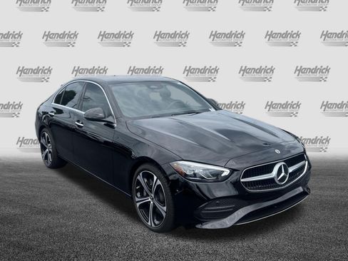 Used 2025 Mercedes-Benz C 300 4MATIC Sedan image 2