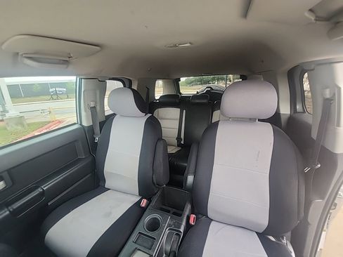 Used 2008 Toyota FJ Cruiser 4WD image 14