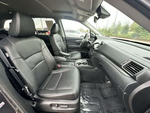 Used 2022 Honda Pilot Special Edition image 23