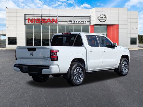 New 2025 Nissan Frontier SL AWD/4WD image 3
