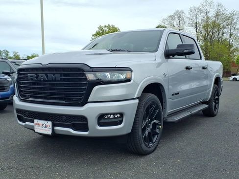 New 2026 RAM 1500 Laramie AWD/4WD image 3