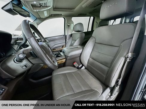 Used 2015 GMC Yukon XL Denali w/ Premium Package AWD/4WD image 22