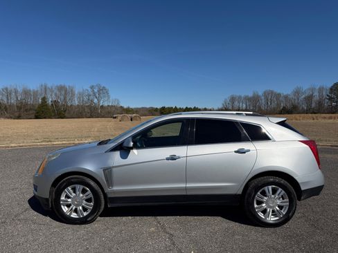 Used 2015 Cadillac SRX Luxury w/ Driver Awareness Package image 2