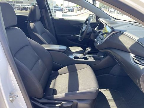 Used 2024 Chevrolet Malibu LT FWD image 28