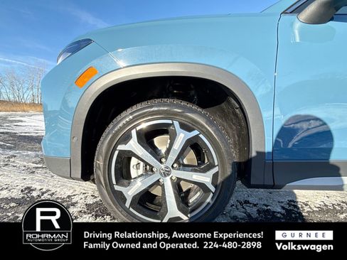New 2026 Volkswagen Tiguan SE image 11